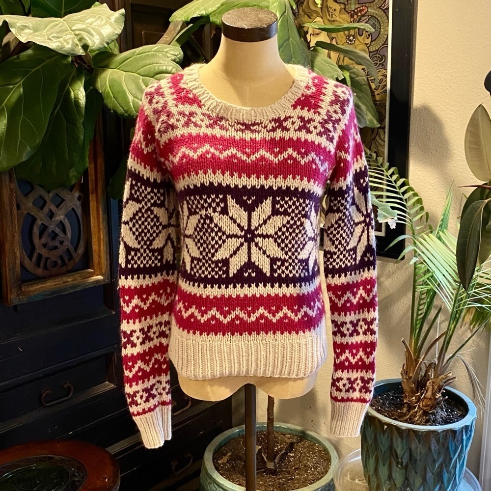 American Eagle Fair Isle Snowflake Cotton Blend Sweater